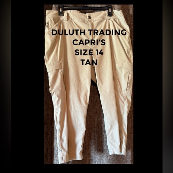 Duluth Trading Co Pants - Duluth Trading Tan Capri Pants